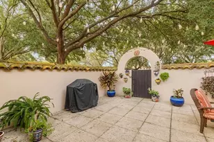 1124 Avenida De Las Casas, Lady Lake, FL 32159 - Photo 29