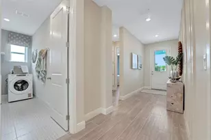 1005 Fiesta Key Cir, Lady Lake, FL 32159 - Photo 7