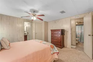 28550 Helena Run Dr, Leesburg, FL 34748 - Photo 15