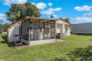 28550 Helena Run Dr, Leesburg, FL 34748 - Photo 25