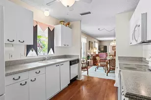 1019 Avalon Ave, The Villages, FL 32159 - Photo 7