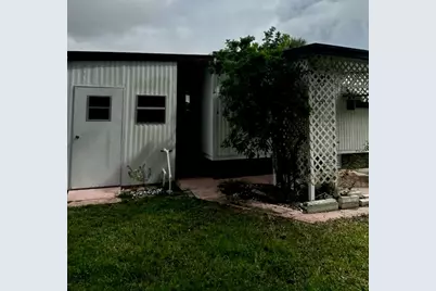 527 Egret Circle, Micco, FL 32976 - Photo 15