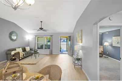 2109 Suarez Court, The Villages, FL 32159 - Photo 7