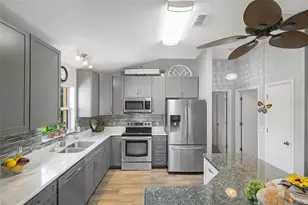 2109 Suarez Ct, The Villages, FL 32159 - Photo 13