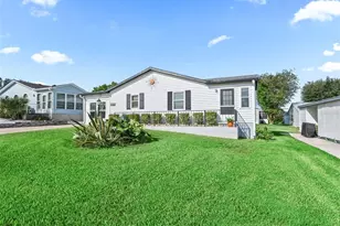 1208 Tarpon Ln, The Villages, FL 32159 - Photo 29