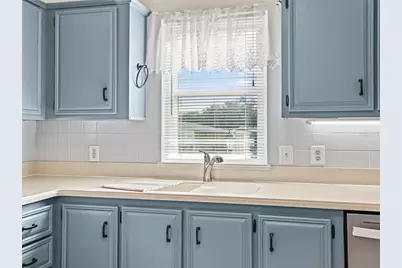 1208 Tarpon Lane, The Villages, FL 32159 - Photo 5