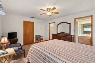 907 N Shore Dr, Leesburg, FL 34748 - Photo 29