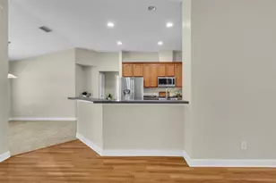 8923 Bridgeport Bay Cir, Mount Dora, FL 32757 - Photo 13