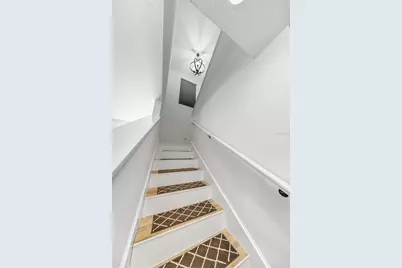 2542 Padgett Place, Middleton, FL 34762 - Photo 9