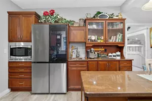 1401 S 9th St, Leesburg, FL 34748 - Photo 13