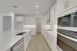 15075 Tea Tree Dr, Winter Garden, FL 34787 - Photo 13