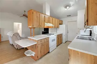 610 Fannich Ct, Leesburg, FL 34788 - Photo 23