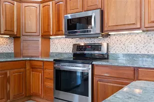 17487 SE 84th Foxgrove Ave, The Villages, FL 32162 - Photo 3