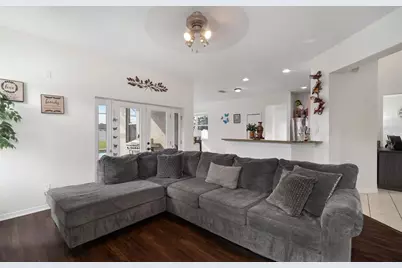 11531 Mountain Bay Drive, Riverview, FL 33569 - Photo 13