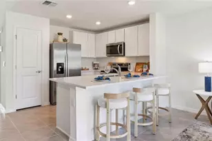 8415 Gower Trl, Wildwood, FL 34785 - Photo 3