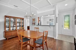 8252 Bridgeport Bay Cir, Mount Dora, FL 32757 - Photo 11