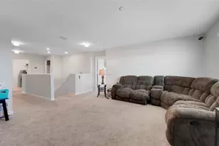 2111 Ficus St, Mascotte, FL 34753 - Photo 13