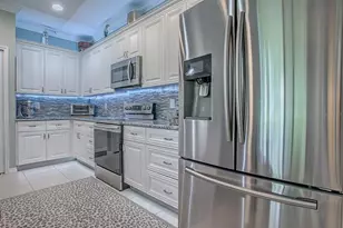 26939 White Plains Way, Leesburg, FL 34748 - Photo 7