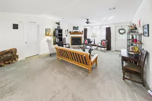 19651 SE 92nd Pl, Ocklawaha, FL 32179 - Photo 21