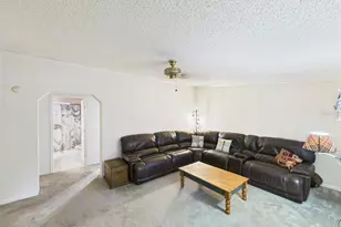 19651 SE 92nd Pl, Ocklawaha, FL 32179 - Photo 11