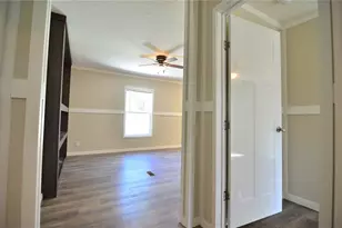 515 Twin Lakes Cir, Lakeland, FL 33815 - Photo 49