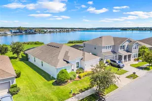 313 Blue Cypress Dr, Groveland, FL 34736 - Photo 3