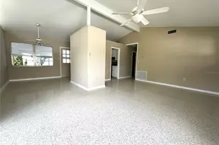 102 E Pendleton Ave, Eustis, FL 32726 - Photo 7