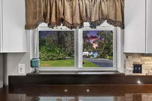 2112 Normandy Dr, Mount Dora, FL 32757 - Photo 19