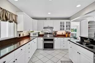 2112 Normandy Dr, Mount Dora, FL 32757 - Photo 17