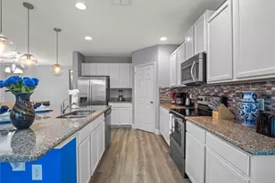 1343 Yorkshire Ct, Davenport, FL 33896 - Photo 11