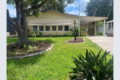 1617 Hilton Head Boulevard, Lady Lake, FL 32159 - Photo 1