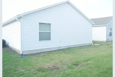 1390 Viola Court, The Villages, FL 32163 - Photo 5