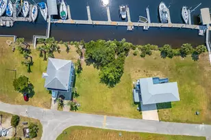 57 W Harbour Point Dr, Crawfordville, FL 32327 - Photo 1