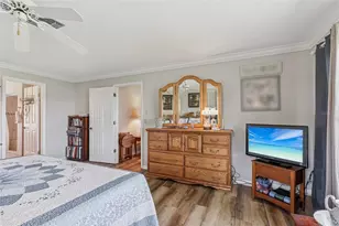 16037 E Shirley Shores Rd, Tavares, FL 32778 - Photo 27