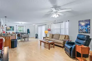 1717 Campos Dr, The Villages, FL 32162 - Photo 13