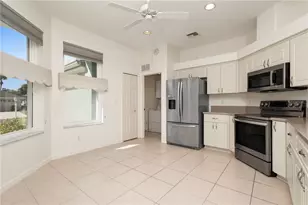 5313 Treasure View Way, Leesburg, FL 34748 - Photo 7