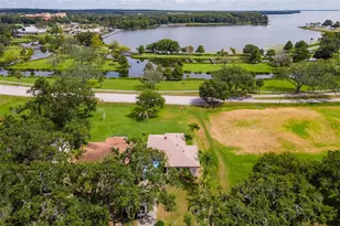 726 S 9th St, Leesburg, FL 34748 - Photo 3