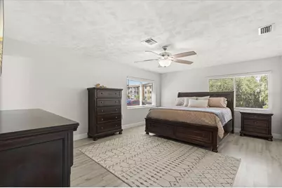 1210 E Caroline Street, Tavares, FL 32778 - Photo 19