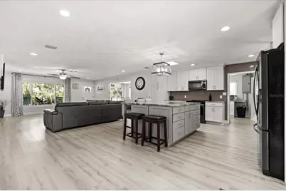 1210 E Caroline Street, Tavares, FL 32778 - Photo 9