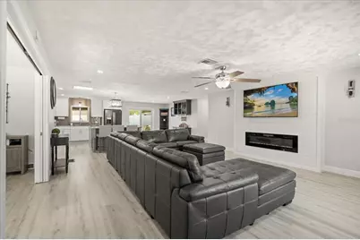 1210 E Caroline Street, Tavares, FL 32778 - Photo 5