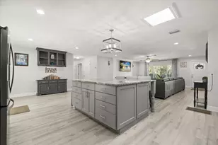 1210 E Caroline St, Tavares, FL 32778 - Photo 13