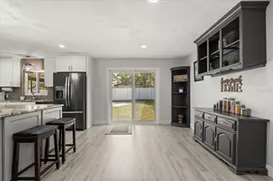 1210 E Caroline St, Tavares, FL 32778 - Photo 15