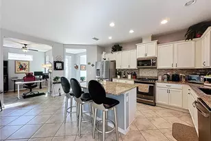 373 Alcove Dr, Groveland, FL 34736 - Photo 9