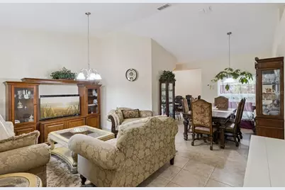 147 Dorchester Court, Kissimmee, FL 34758 - Photo 5