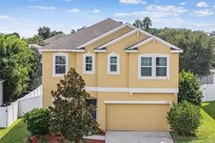 2566 Limerick Cir, Grand Island, FL 32735 - Photo 1