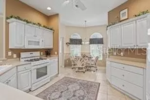 7177 SE 172nd Hazelwood Loop, The Villages, FL 32162 - Photo 3
