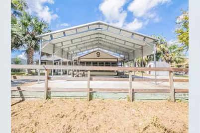 55746 Carrol Street, Astor, FL 32102 - Photo 9