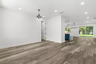 321 Water Shr Dr, Leesburg, FL 34748 - Photo 7