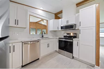 712 Jason Drive, The Villages, FL 32159 - Photo 11