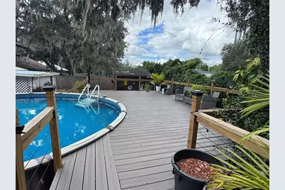 1208 Cr 463B, Lake Panasoffkee, FL 33538 - Photo 7